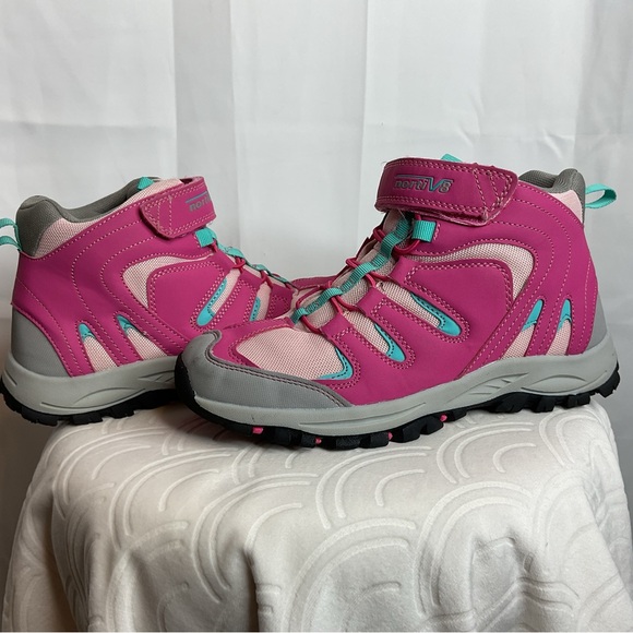 Nortiv8 big girls size 5 waterproof boots - Picture 11 of 11